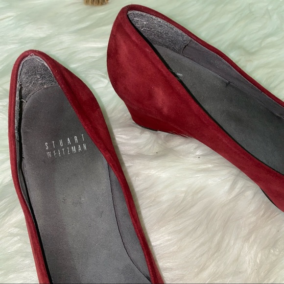 Stuart Weitzman red wedges suede shoes.Size 7 - Picture 6 of 11